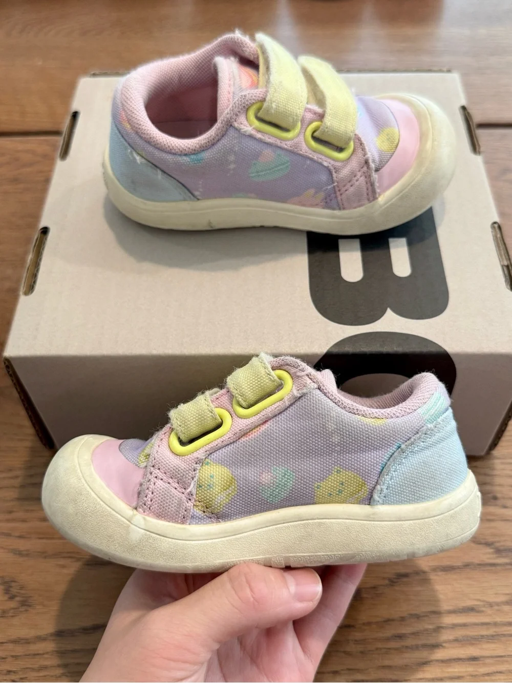 4 Pairs of Toddler Girl Shoes Bundle US 6 – Jan & Jul, Yeehoo & Babycare